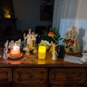 Meet your Posher, Nancy emilia